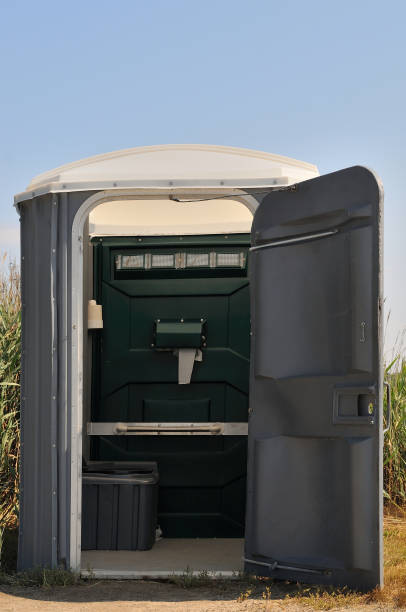 Best Luxury portable toilet rental  in Osseo, WI